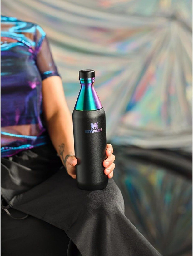بطری استنلی Stanley Slim Bottle 590 ml