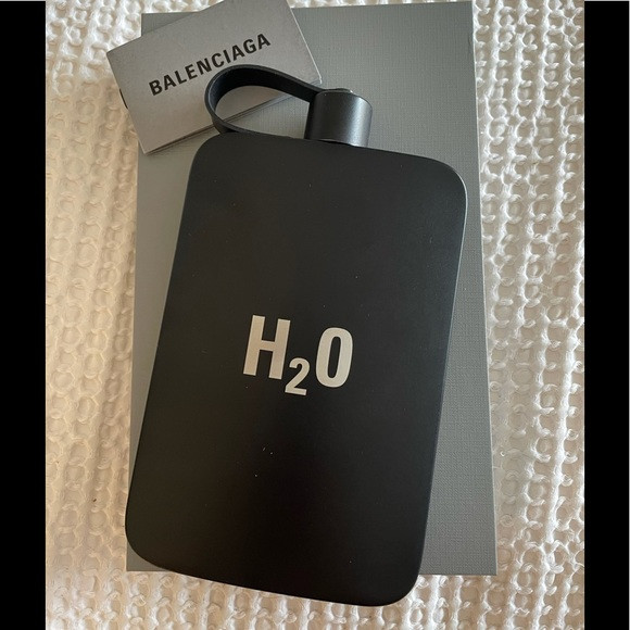 بطری استیل H2O بالنسیاگا Balenciaga